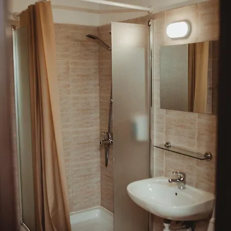 Hotel apartamentowy Ovis *