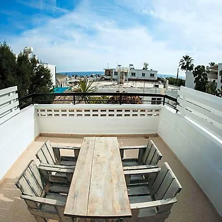 Apartahotel Ovis Ayia Napa