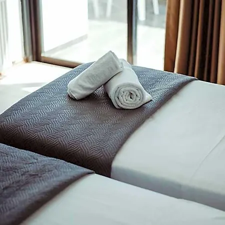 Apartahotel Ovis 4*